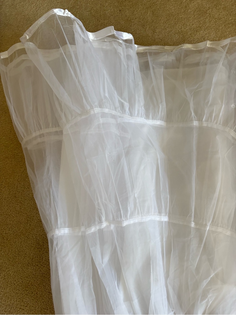 Tulle petticoat for under a dress - Picture 2 of 4